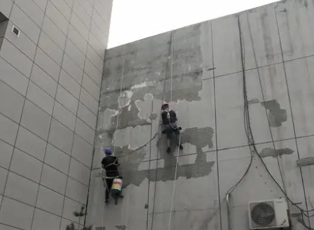 杨浦楼顶漏水维修公司分享下杨浦外墙防水的注意事项
